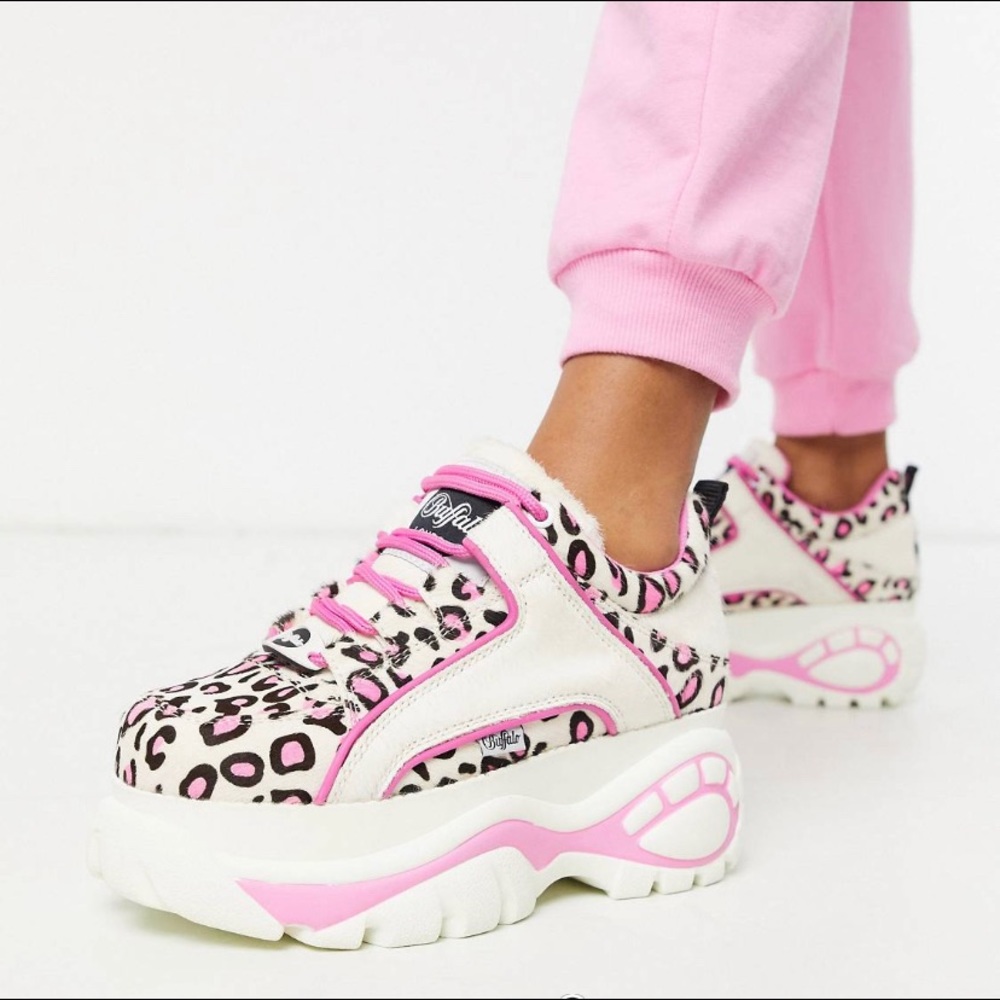 SUPER RARE BUFFALO LONDON PINK CHEETAH SNEAKERS